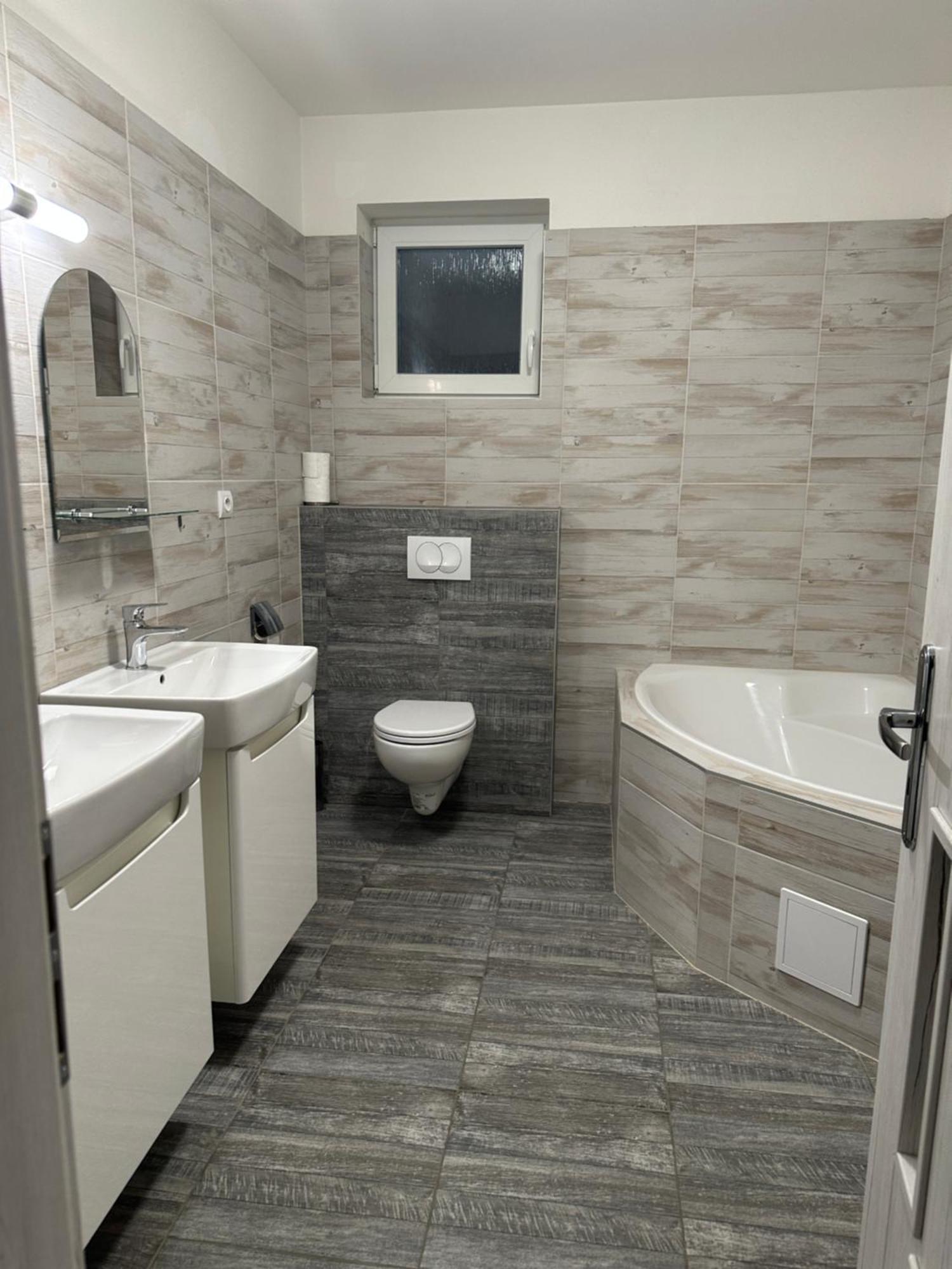 Royal House Trencin Βίλα Εξωτερικό φωτογραφία